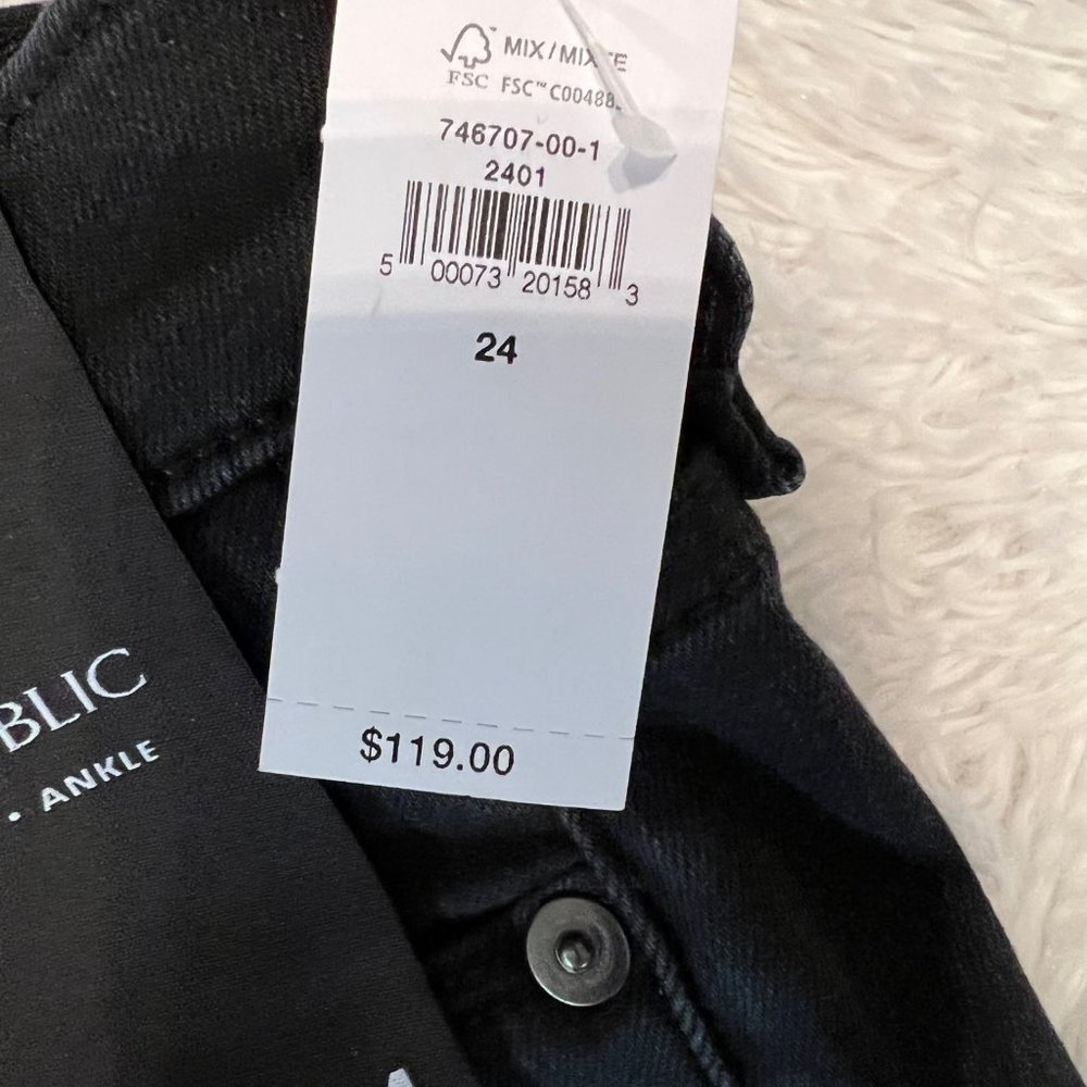 🎉HP🎉 Banana Republic Black Wash Mid-Rise Skinny Ankle Jeans - Picture 5 of 5